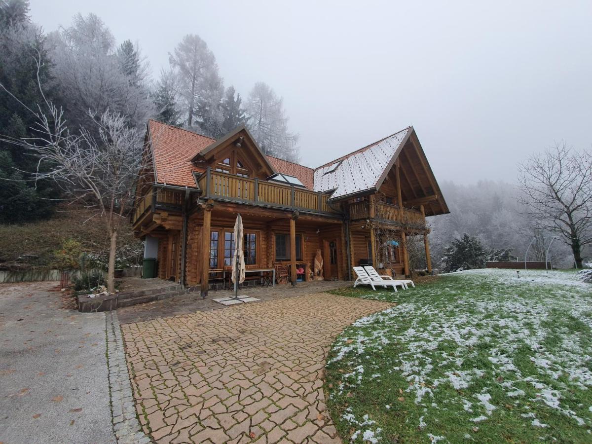 Cosy Spacious Wooden Chalet Na Hrib Stiska Vas Exterior photo